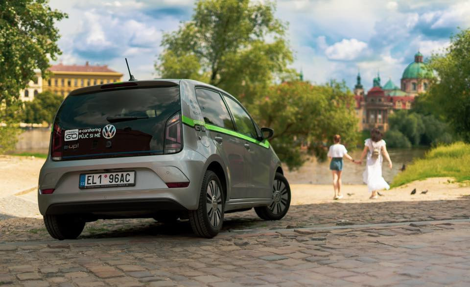 100% na elektřinu. Populární carsharing GreenGo s péčí od Europ Assistance